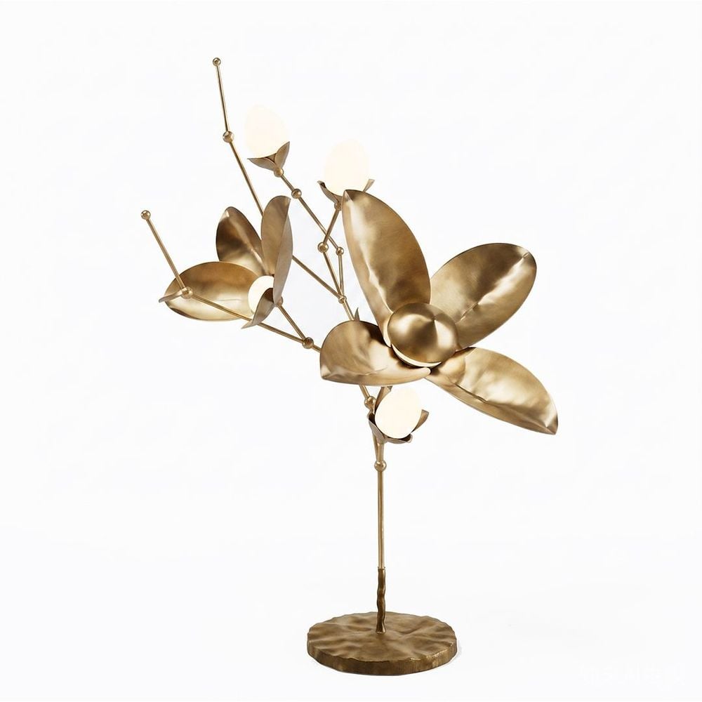 Magnolia Metal Table Lamp 十字装置台灯